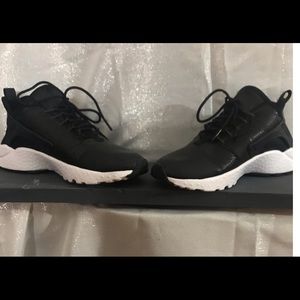 Nike Women’s Air Huarache Ultra Premium